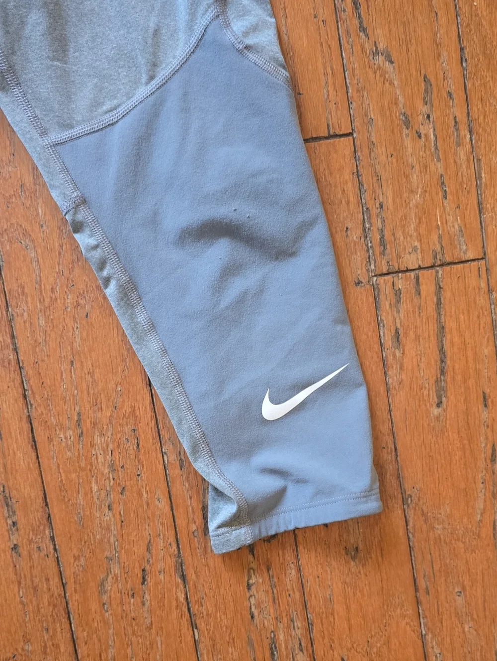Nike Pro  Kids Gray Performance Cropped Leggings